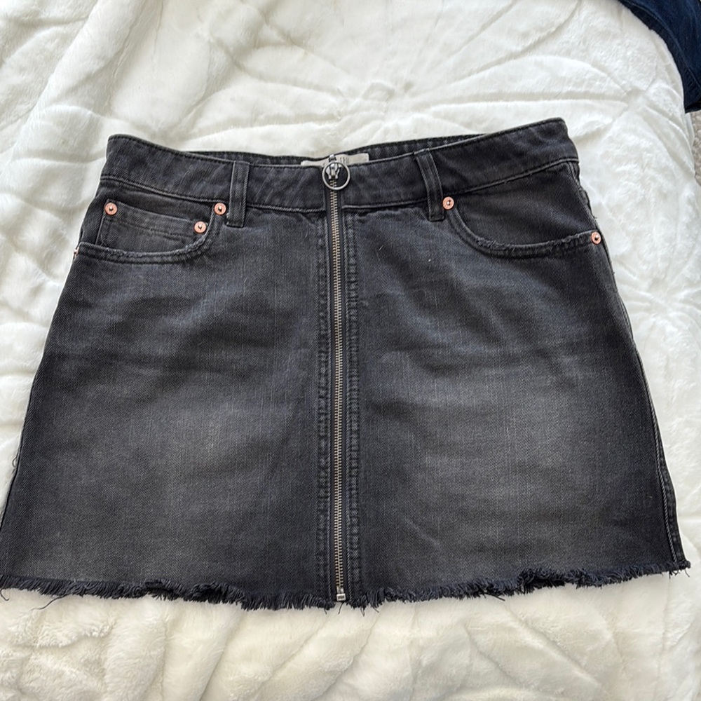 Black Denim Mini Skirt with Zipper
